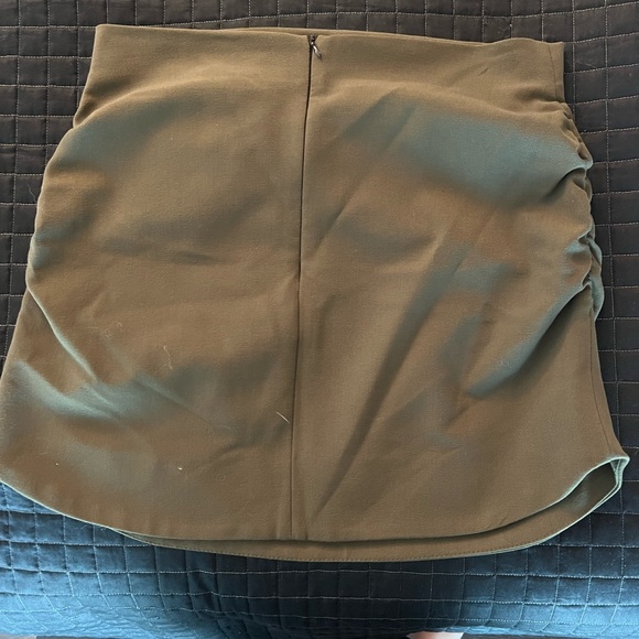 Zara hunter green mini skirt size large - Picture 6 of 6